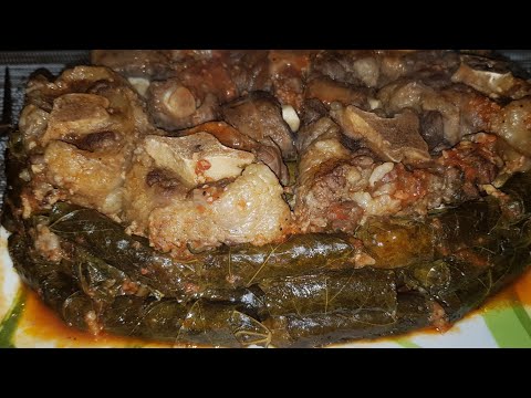 lamb-and-rice-stuffed-grape-leaves|طاجن-ورق-عنب-باللحم-الضان-العكاوي