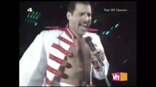 Queen - We Will Rock You Live at Wembley Stadium 1986[HQ Sound] Lyrics Resimi