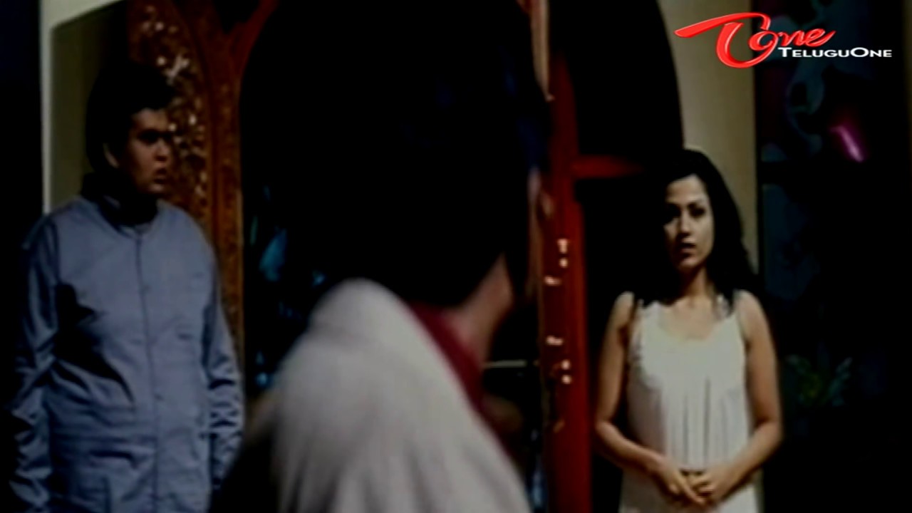 Bed Room Romance between Heroine Aasa and Hero Tarun Bed Room Romance between Heroine Aasa and Hero Tarun