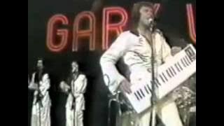 YouTube - 'Love Is Alive' (Midnight Special, 1976) - Gary Wright.flv