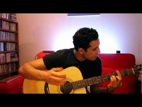 Ahmed Soultan Performing Achkide Acoustic For The MTV EMA S 2012