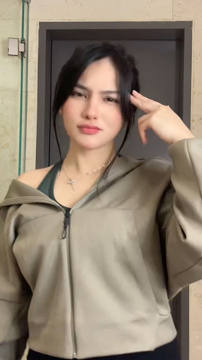 davina karamoy #davinakaramoy #fyp #artist #tiktok