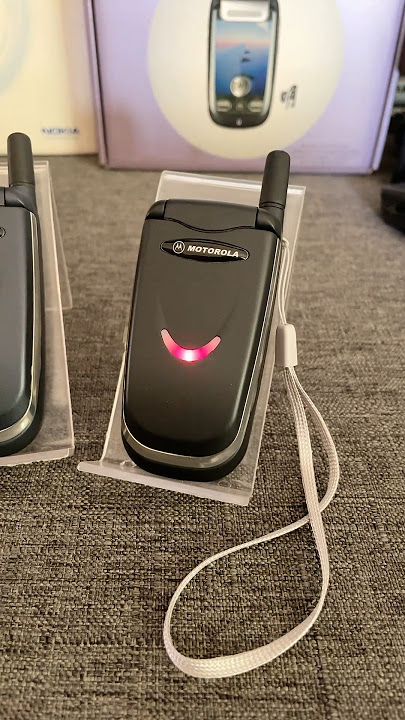Motorola V8088 incoming call ringtone. #oldphone #classicphone #classicmobile #flipphone #motorola