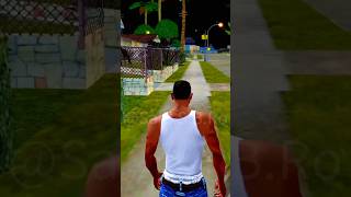 كان يمشي في الشارع  لكن لم يكن يعلم ما ينتظره في                                               سمعها