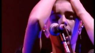 Sinead O' Connor - I'm stretched on your grave - live chords