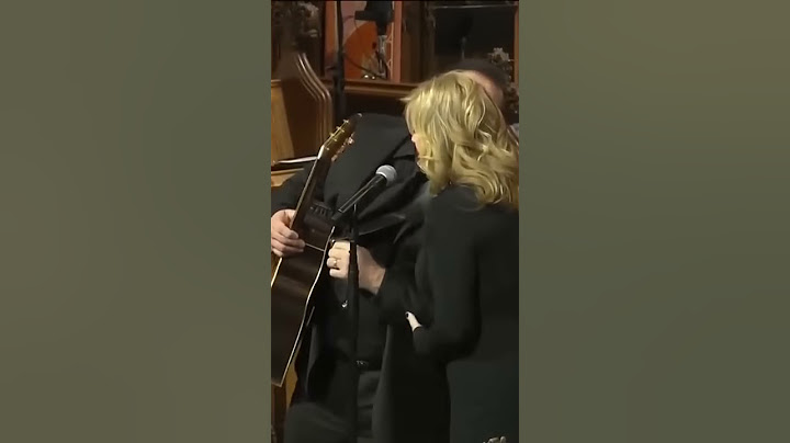 Watch: Garth Brooks, Trisha Yearwood perform 'Imagine' at Jimmy Carter's funeral Part 6