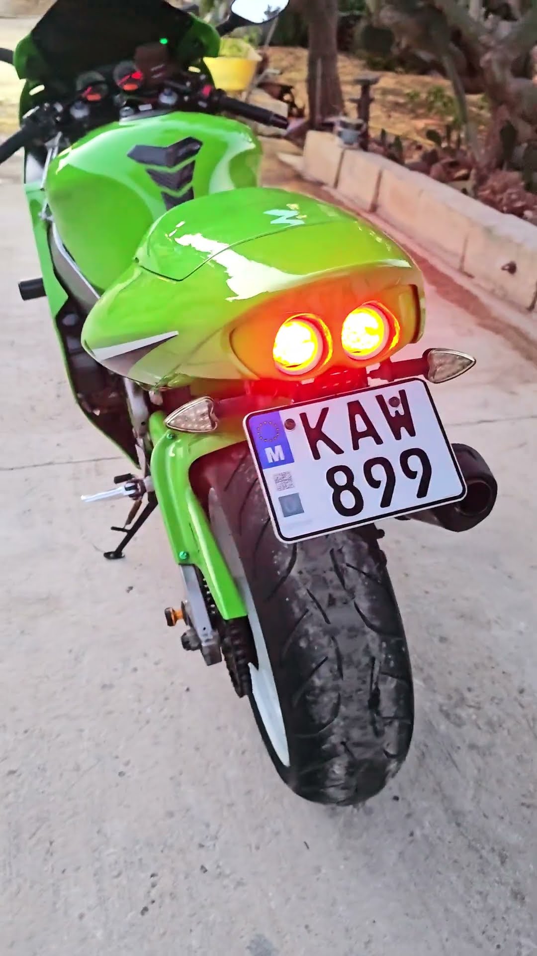 The last of the Kawasaki ZX9R! Perfect condition! #kawasaki