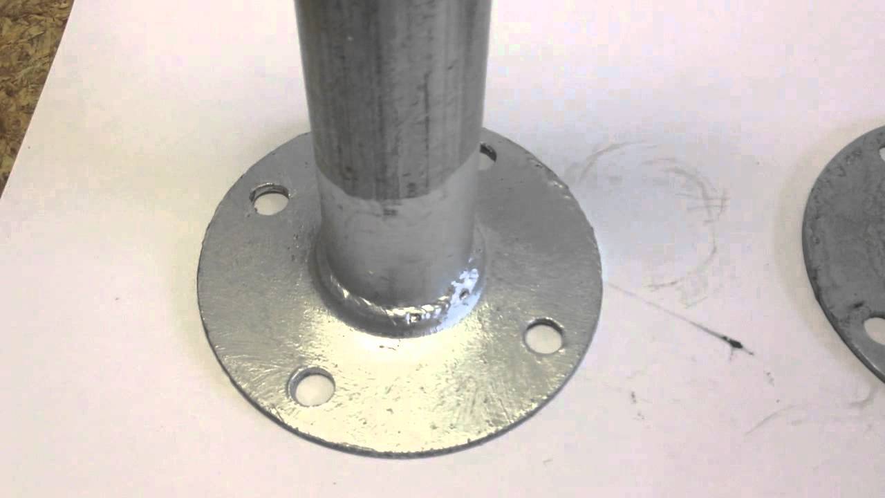 Welded Round Floor Flange Chain Link Fence Fittings Youtube