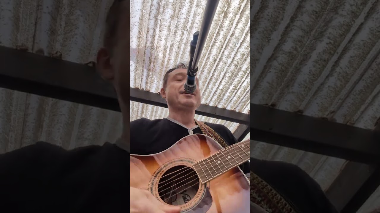 "Friends" song live performance Benjamin Manning at Vivary Park