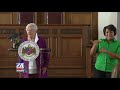 4  Governor Ivey is Lending a Helping Hand