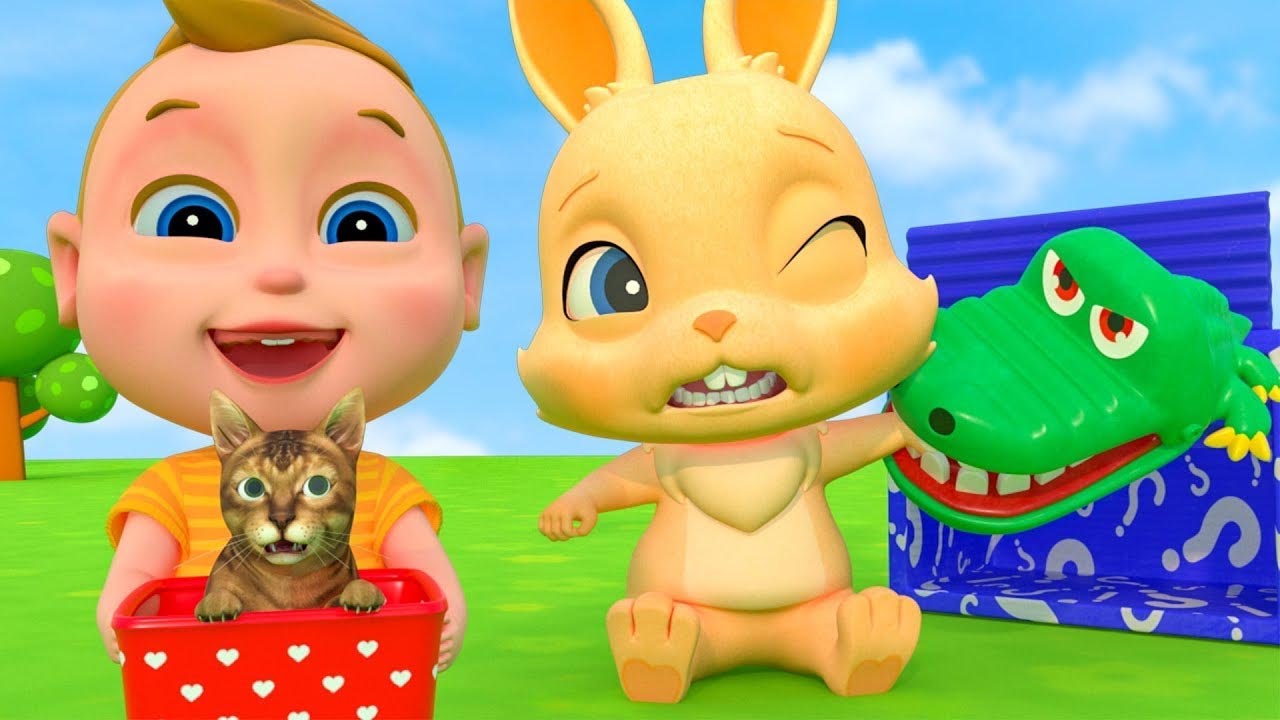 LUCKY Was Her Name + Wheels On the Bus song | Banana Kids