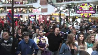Terrell Owens at Millions of Milkshakes at the Westfield Culver City Mall