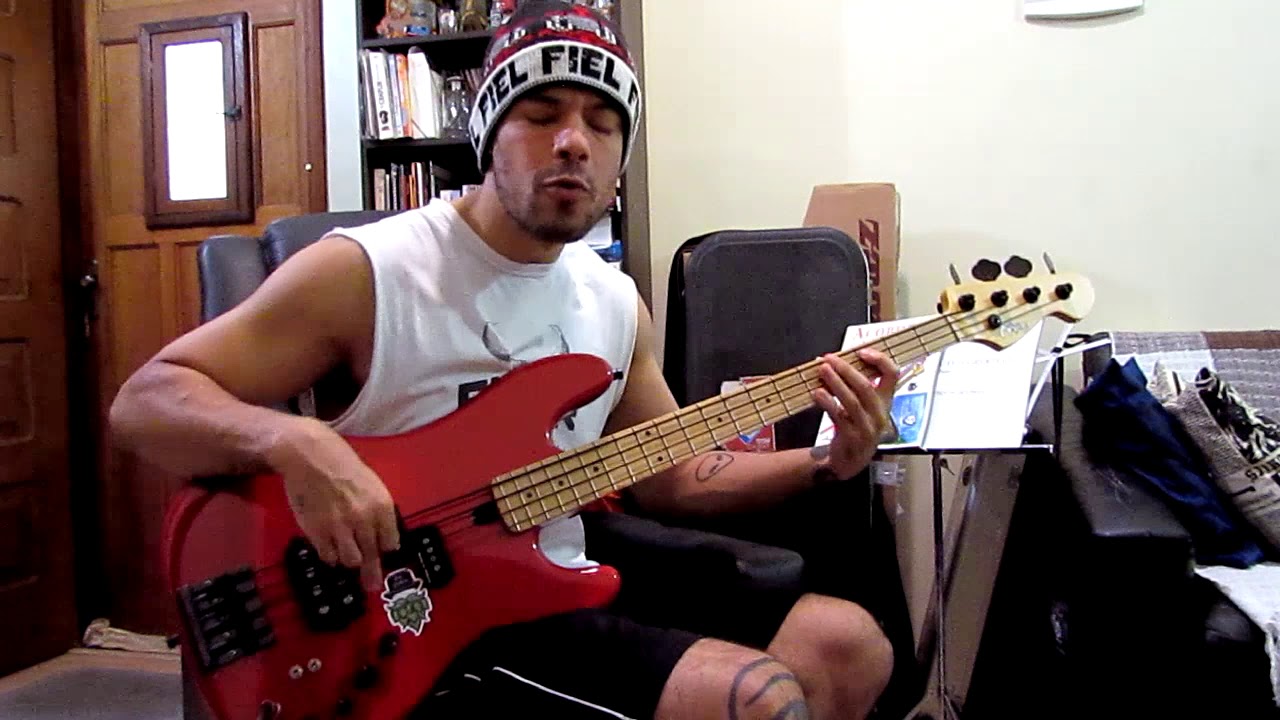 40 Jamiroquai Canned Heat bass cover Quarentena Grooves YouTube