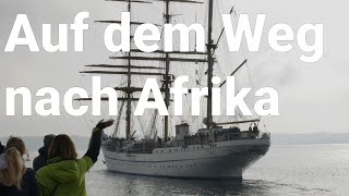 Auslaufzeremonie GORCH FOCK mit Musik  emotionaler Abschied aus Kiel  Marinemusikkorps in Topform