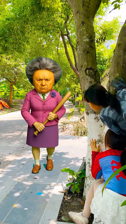 Giant 3D Scary Teacher chases Spidergirl - who wins? p3 #shorts #youtubeshorts #scaryteacher3d
