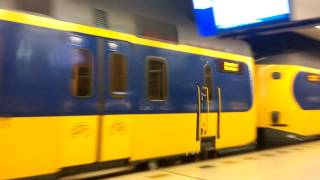 Treinen Op Station Schiphol Airport