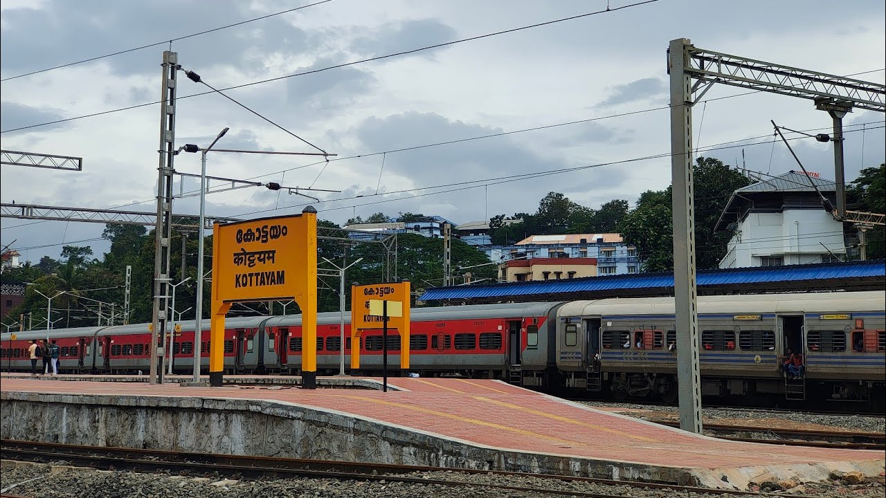Trains arriving Kottayam Railway station Parasuram Express Sabari