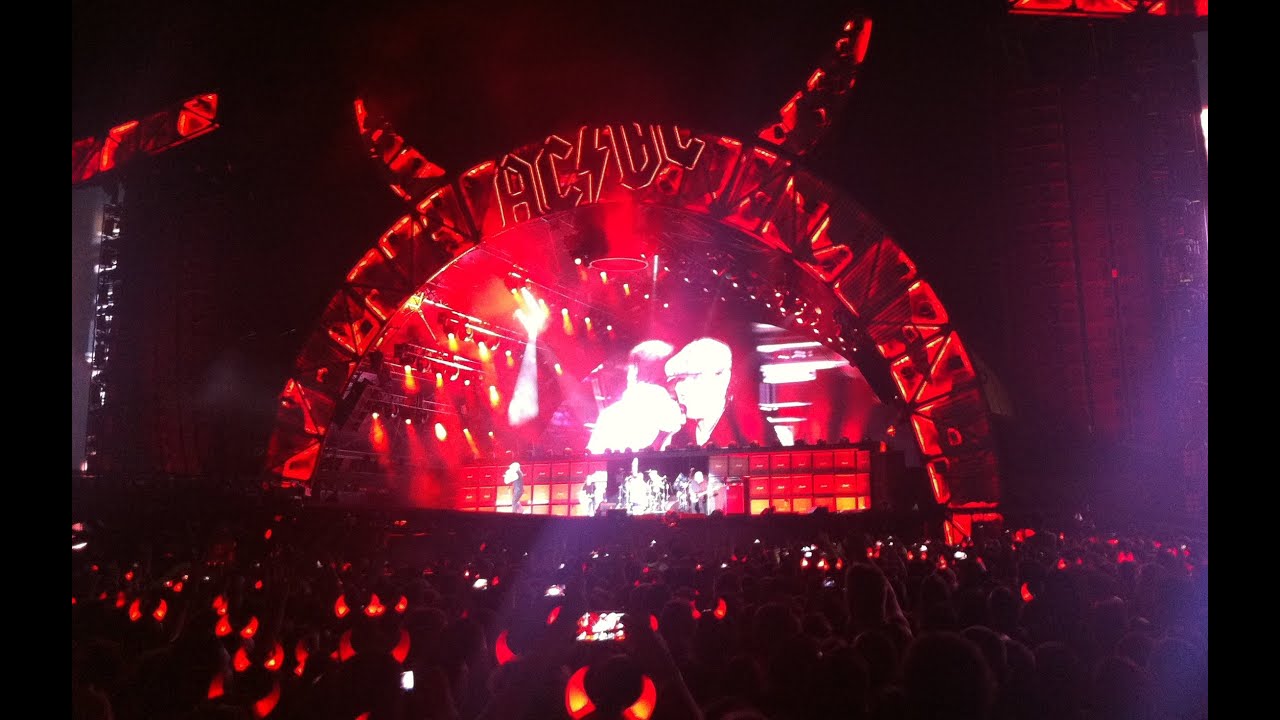 AC/DC - Highway To Hell (Live) - Imola 2015 - YouTube