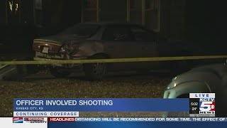 Kansas City, Kansas, officer shot in arm; suspect at large