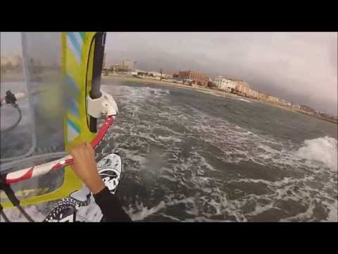 windsurf provando i primi backloop