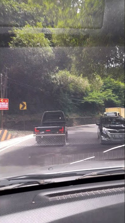 Sumedang Tandang lewat Cadas pangeran