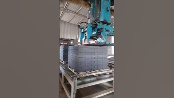 Robotic Interlock Packing Efficiency #smartblockline #concreteblocks #machine