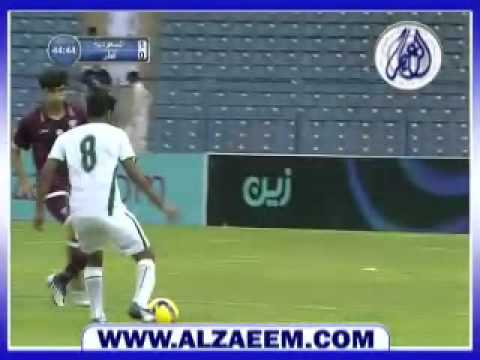 هدف خرافي للمايسترو عبده عطيف في شباك قطر