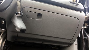 TUTORIAL: How to remove / replace glove box on VW Golf Mk5, Jetta, GTI in 5 steps