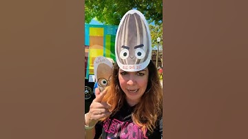 StoryTeller is Book Hunting!