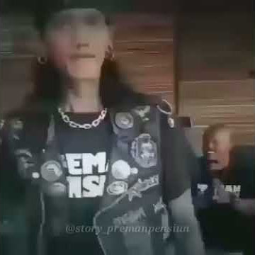 Preman pensiun story wa