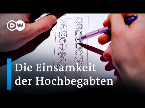 Video: Die Bewohner schliefen, aber das Haus fuhr: Wie, wohin und warum in der Hauptstadt Gebäude verlegt wurden