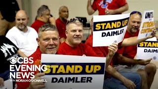 Uaw Reaches Labor Deal With Daimler Truck, Averting Strike