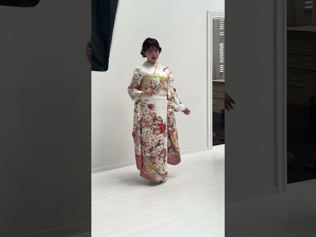 涼夏ちゃんおかえりなさい❤️振袖TEENS3期連続活動してくれて、最後は出演できない形で卒業となりましたがまた会えることを楽しみにしています☺️応援してます✨@ryokaorita3865