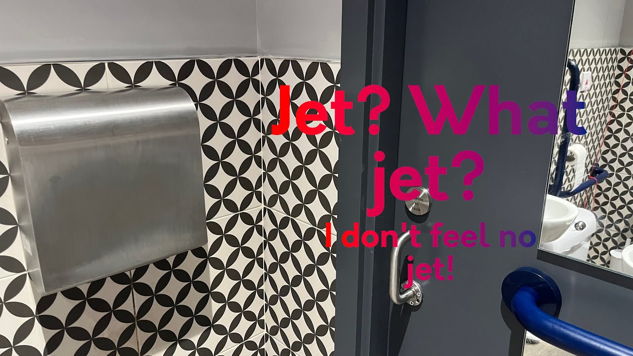 What jet? (Tekflo Jet) Kuaierte K2016A at Hotel Chocolat Norwich 🚻♿