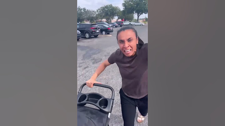 QUE BOLA DE OURO É ESSA?🤬 Marta tá indignada com o fato do Vini não ganhar a Bola de Ouro #shorts