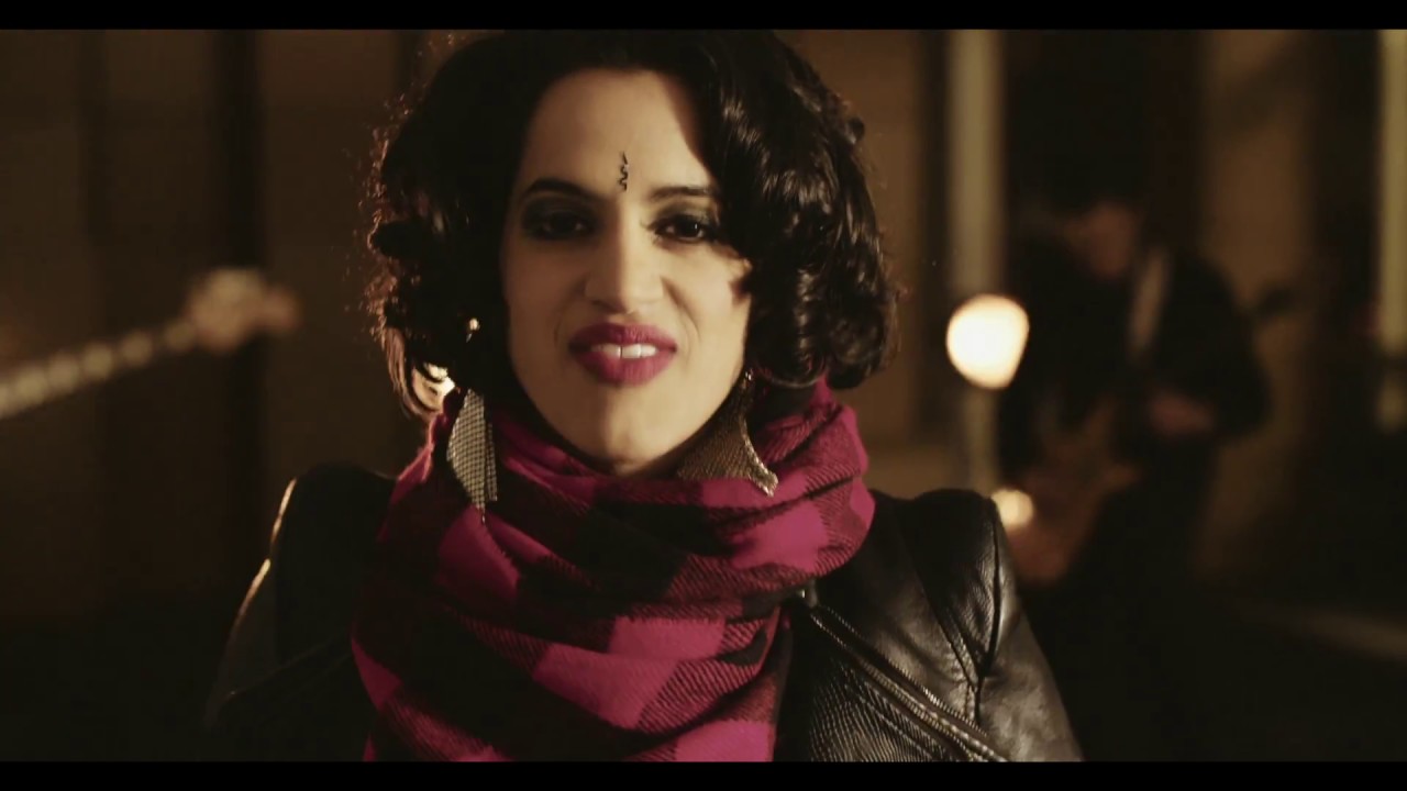 Pravini - Give Back (Official Music Video)