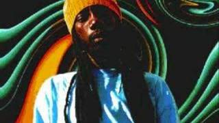 Sizzla ft Garnett Silk - Bless Me chords