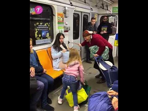 Донька подала приклад мамі👍 #дітиактори #детиактеры - YouTube