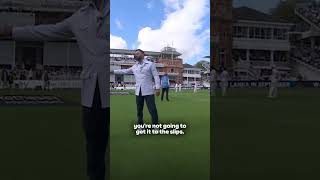 Dinesh Karthik discusses Mohammad Rizwan's wicketkeeping positioning 👀 #cricket #pakistan