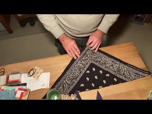 how to tie bandana face mask