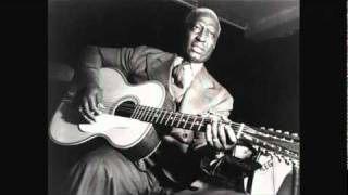Leadbelly - Where Did You Sleep Last Night ?