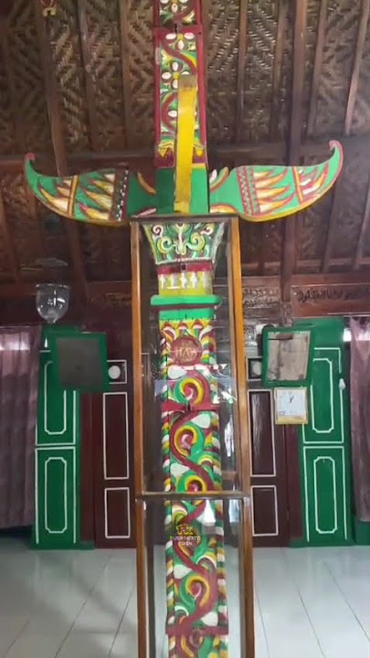 Mendeskripsikan masjid saka tunggal memakai bahasa inggris 😁