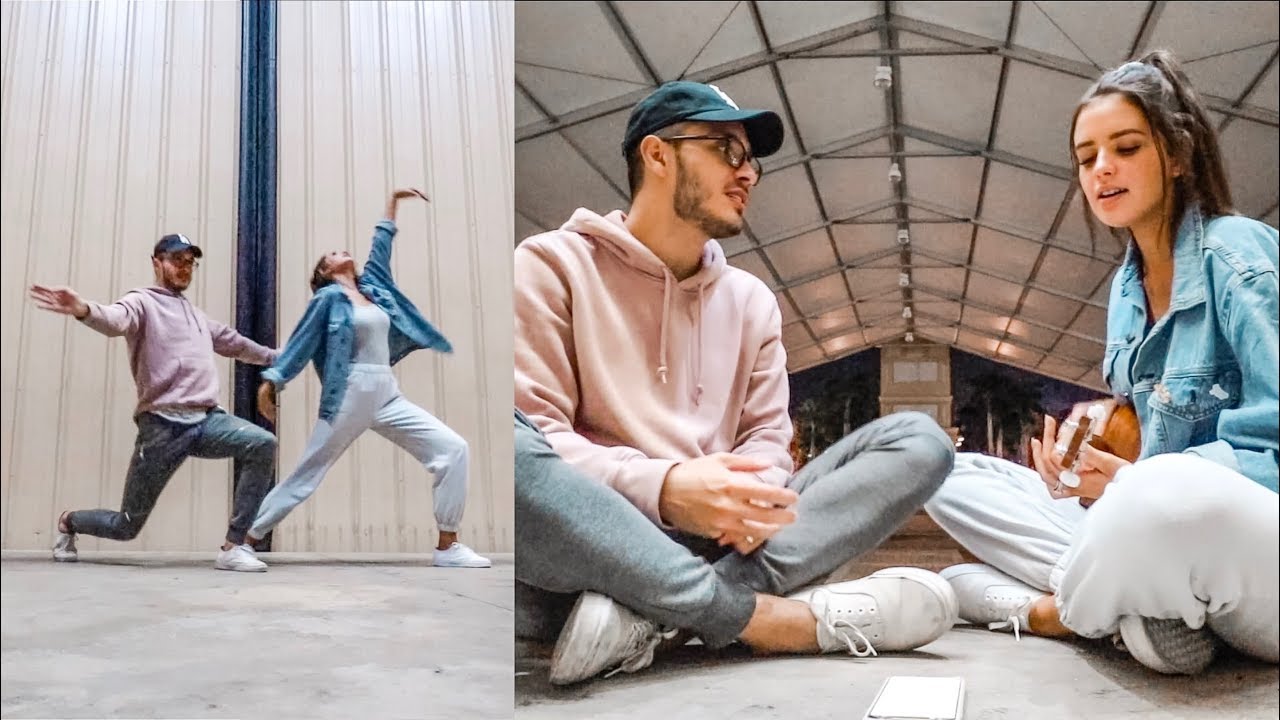 Мы впервые провели всю ночь вместе... (Мы в полном беспорядке)