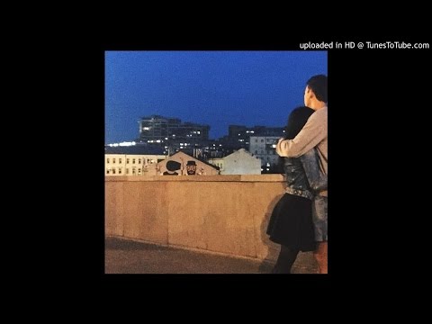 სახლი ლურჯი ფანჯრებით ❤