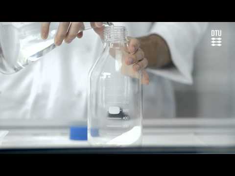 Video: Hvad er dehydreringsmiddel i kemi?