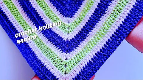 beginner crochet shawl /how to crochet a triangle shawl for beginners in double crochet only