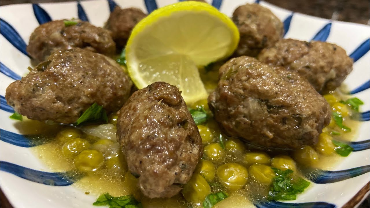 طاجين جلبانة بكريات اللحم المفروم روعة راح تلحسو الطباسا من كثرة بنين سكر شهيتكم فالجنة إن شاء الله