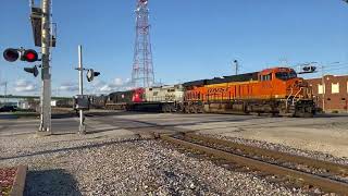Dire Straits - Walk of Life - Railfanning music video screenshot 3