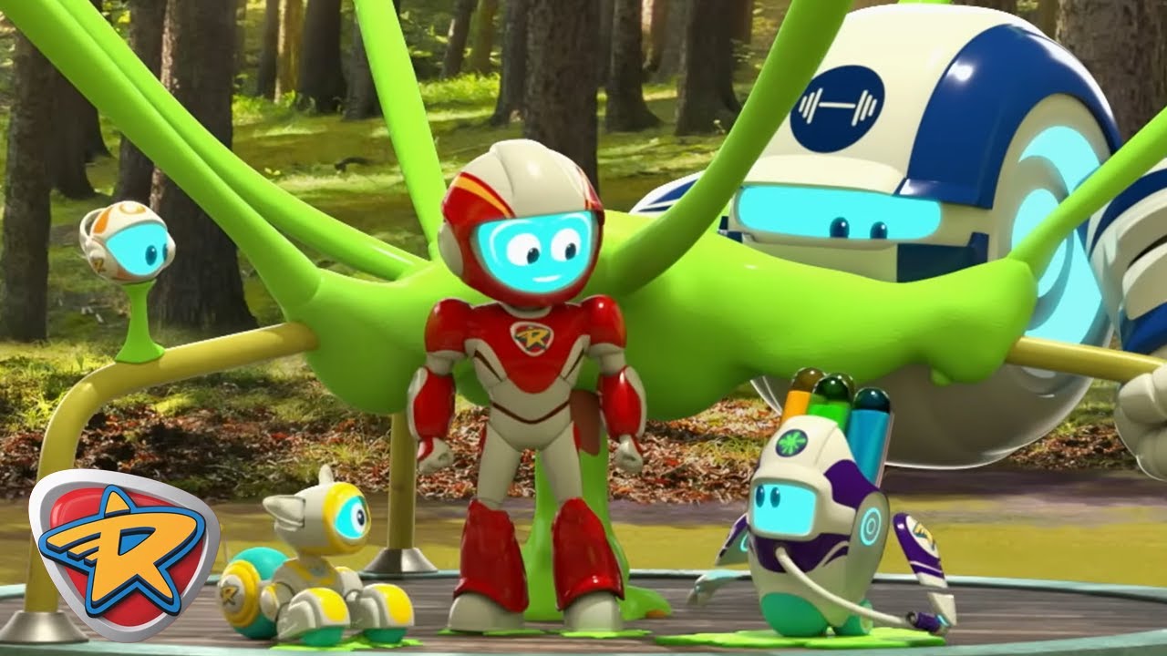 Space Ranger Roger: Can Roger and the bots fix the broken merry-go-round? | 1 Hour of Full Episodes