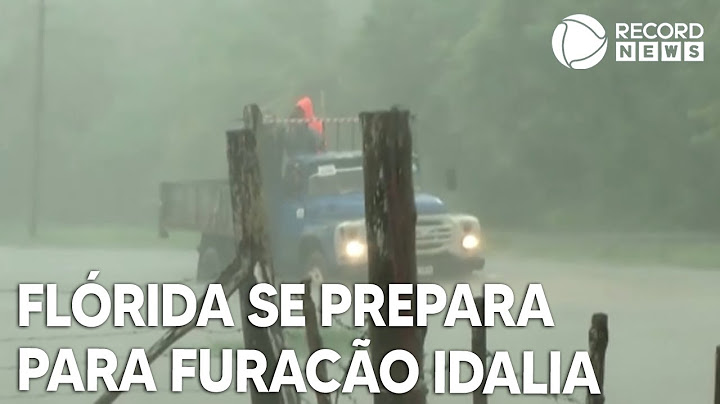 Flórida se prepara para chegada de furacão Idalia